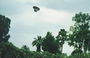 UFO
                        over Scottsdale, Arizona